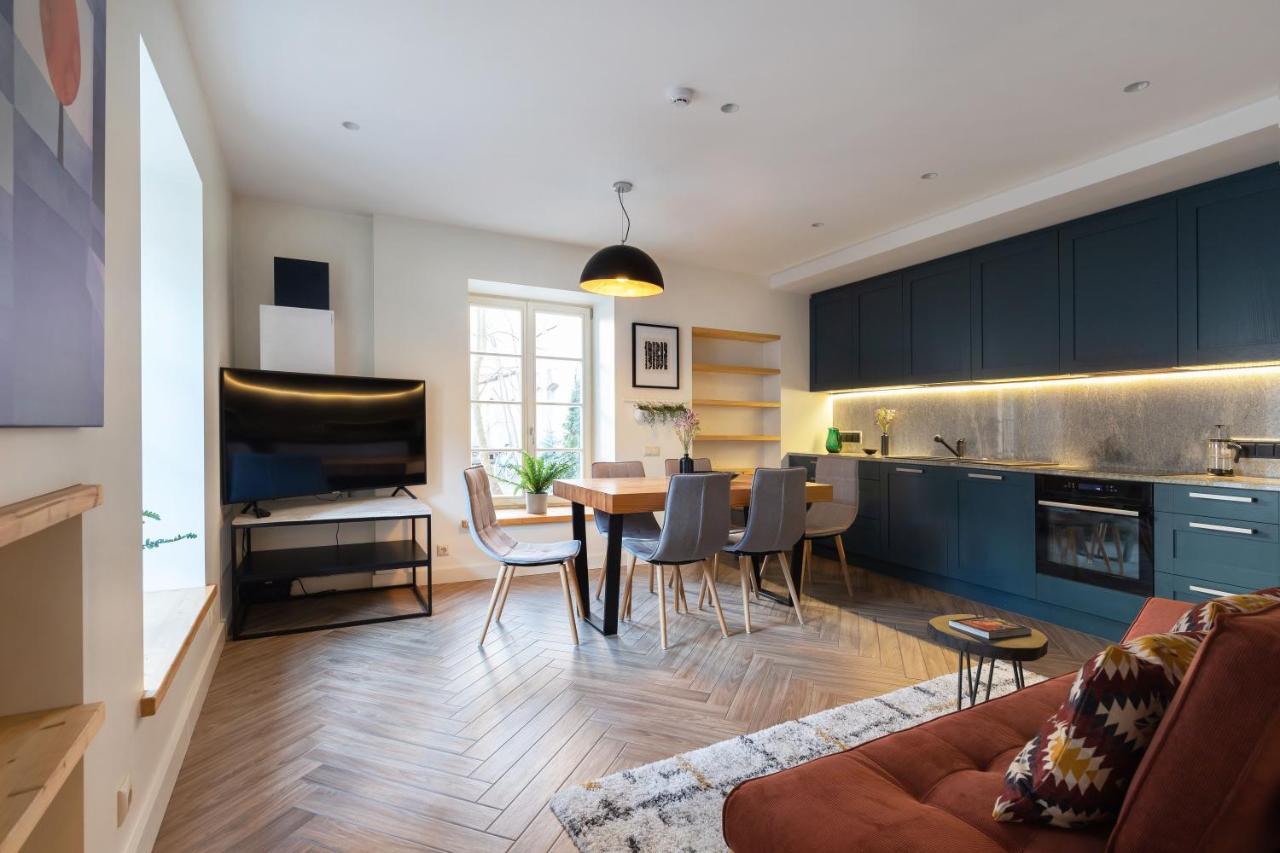 Pilies Street Exclusive Apartment By Reside Baltic Vilnius Luaran gambar